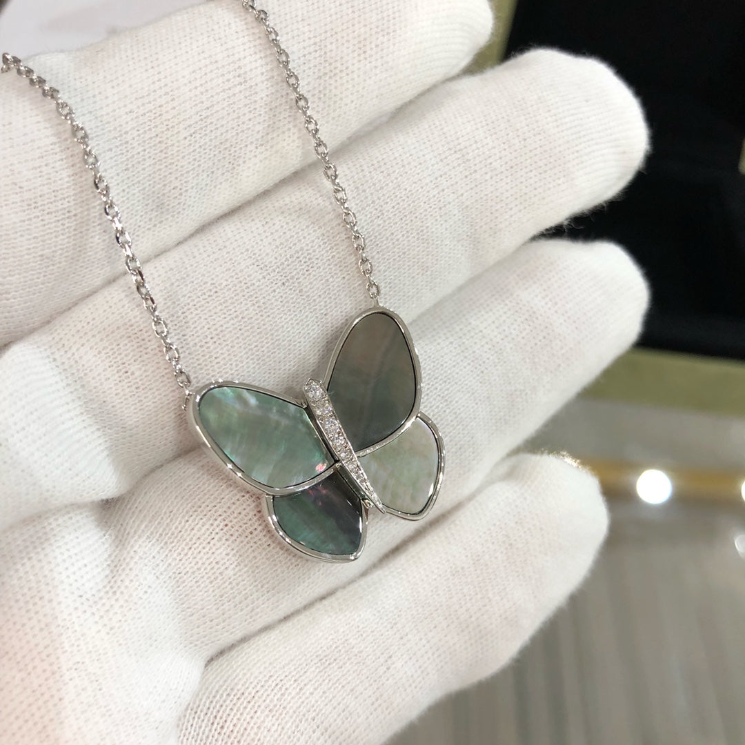 Lumi® Großer Schmetterlingsanhänger aus Silber mit Diamanten