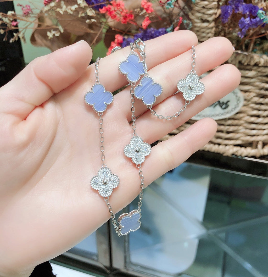 Lumi® Kleeblatt-Halskette mit 10 Motiven, Chalkedon, Diamanten und Silber